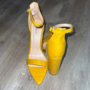Never worn yellow heels
